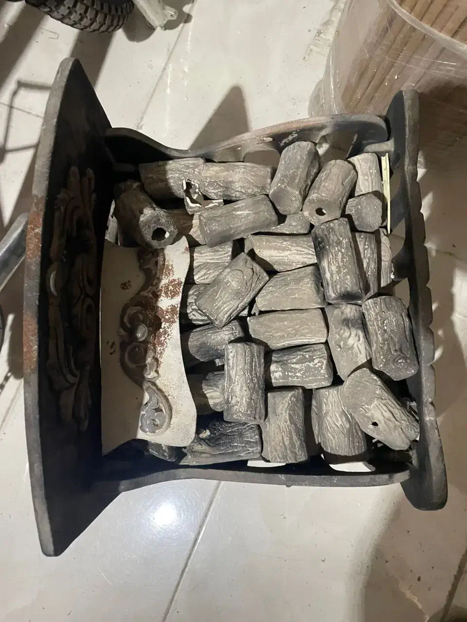 هیزم شومینه و بسکت نگهدارنده|بخاری، هیتر، شومینه|ساری, |دیوار