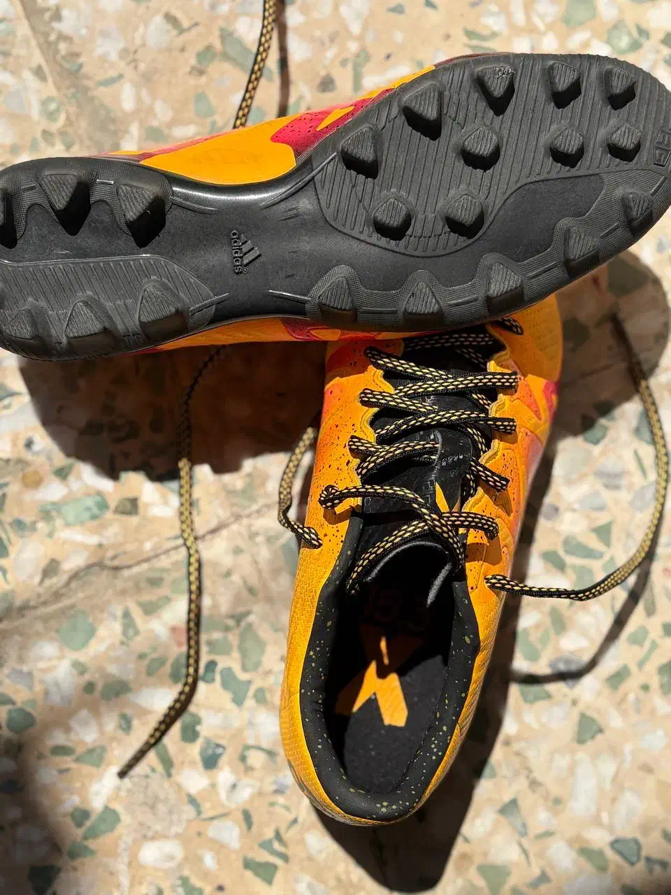 کفش فوتبالی سایز41.5|کیف، کفش، کمربند|بوشهر, |دیوار