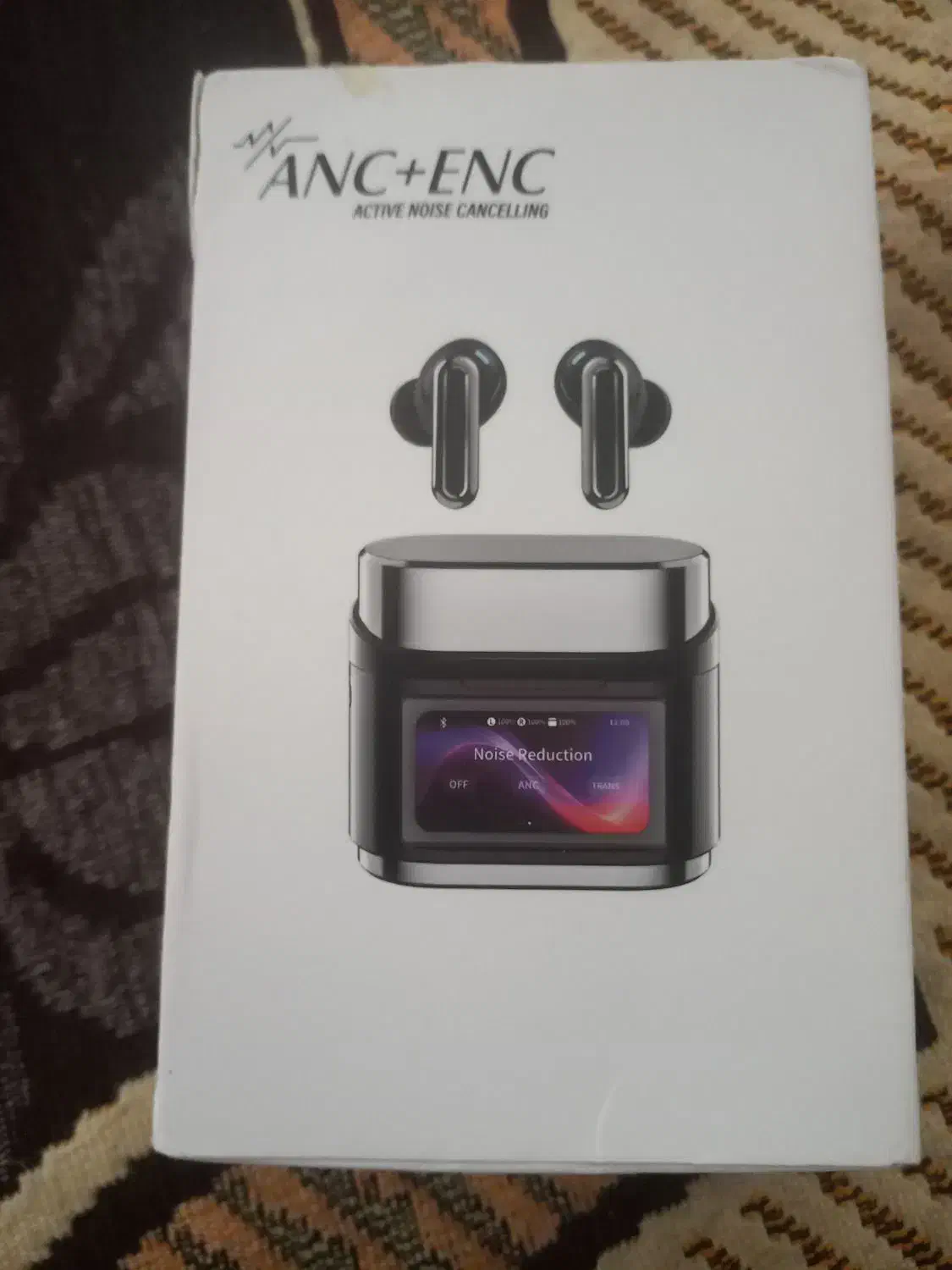 ارپادنونونو پلم|پخش‌کننده همراه|شیراز, قلعه نو|دیوار