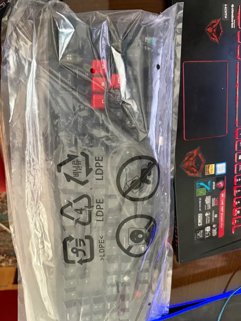 کیبورد مکانیکال HP omen|قطعات و لوازم جانبی رایانه|شیراز, چنچنه|دیوار