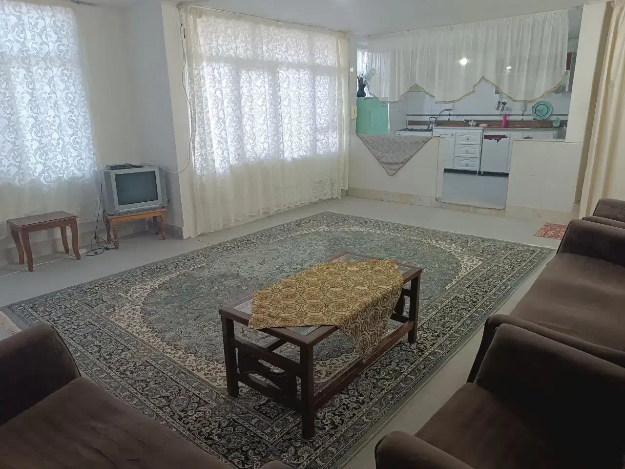 سوییت اجاره ای|اجارهٔ کوتاه‌مدت آپارتمان و سوئیت|فریدونشهر, |دیوار