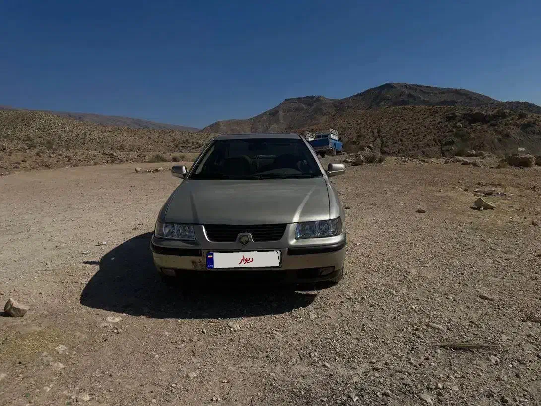 سمند مدل ۸۲ سانروف دار|خودرو سواری و وانت|شیراز, شهرک ایثار|دیوار