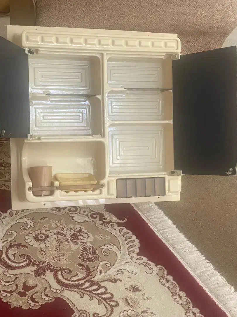 آینه روشویی کاملا سالم|لوازم سرویس بهداشتی|فسا, |دیوار