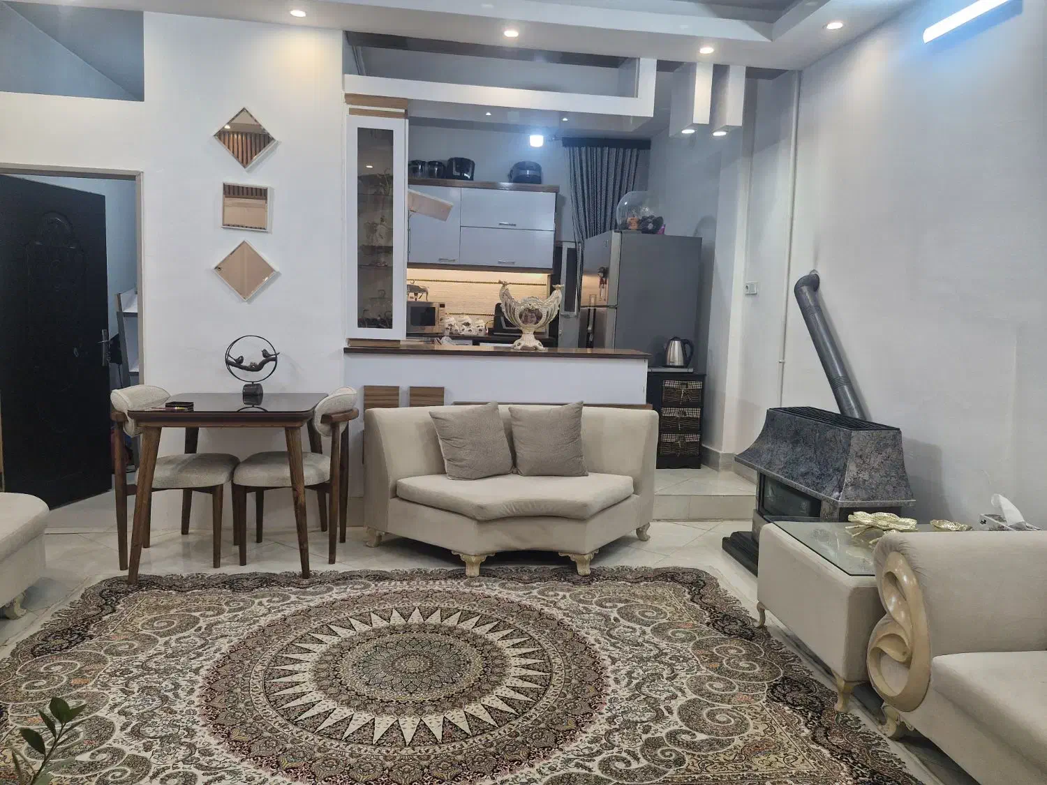 آپارتمان تمیز  60متری هدایت 17|فروش آپارتمان|مشهد, هنرور|دیوار