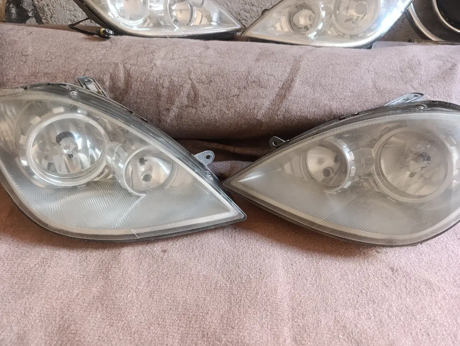 چراغ جلو تیبا و اگزوز|قطعات یدکی و لوازم جانبی|قدس, شهر‌قدس|دیوار