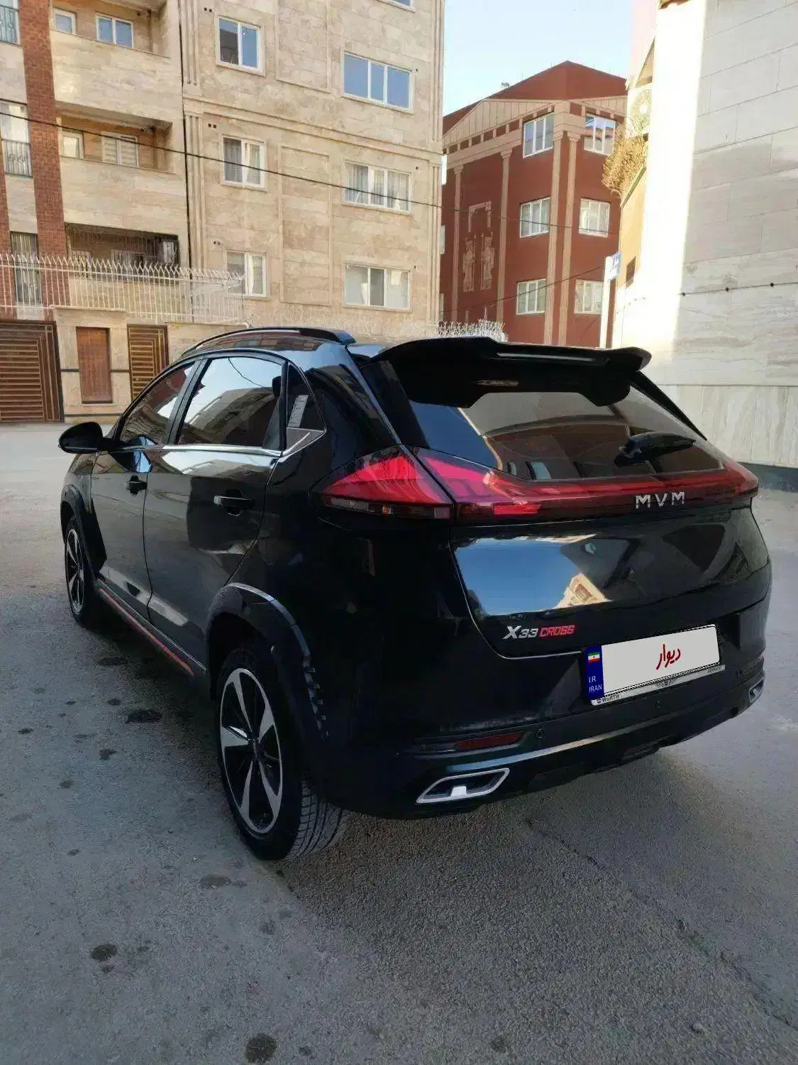 X33 Cross 1402|خودرو سواری و وانت|بجنورد, |دیوار