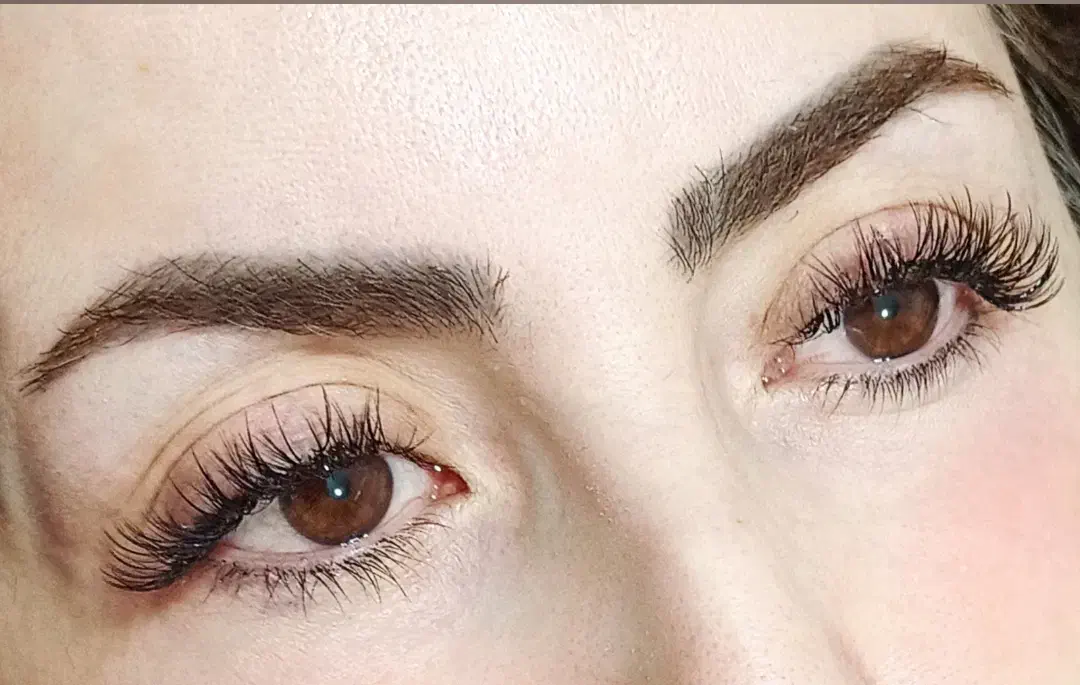 چند نفر مدل زیبا برای اکستنشن مژه|خدمات آرایشگری و زیبایی|سنندج, |دیوار