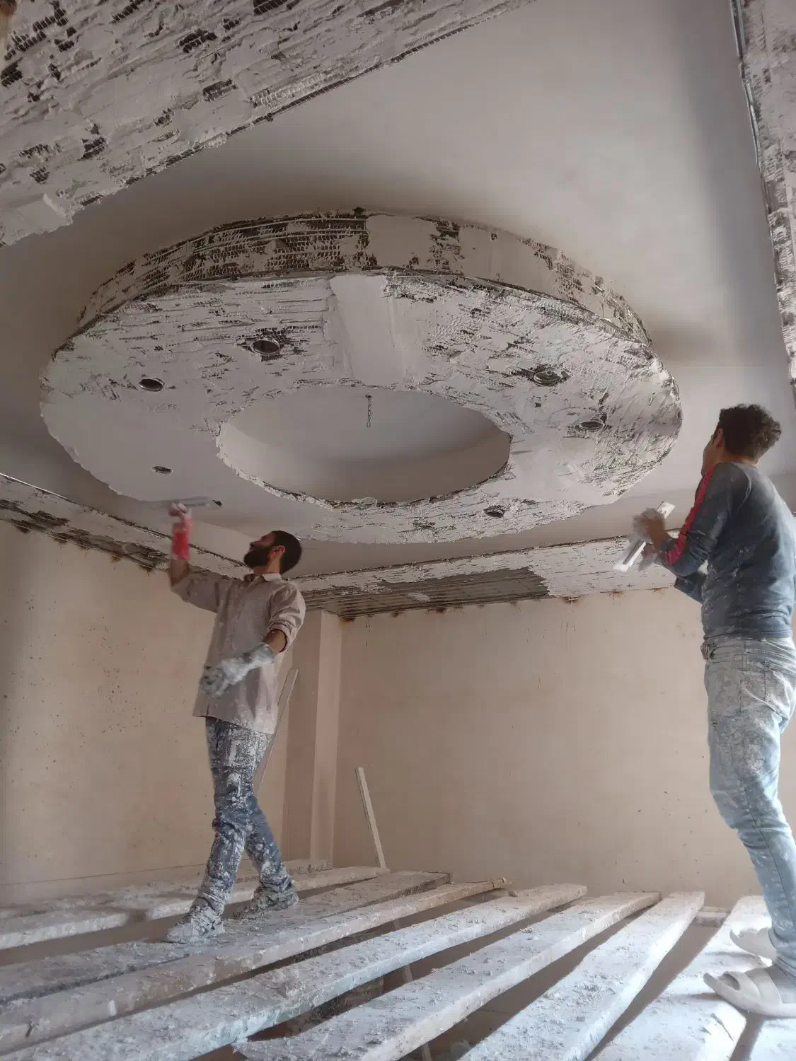 اجرای گچ کاری خورده کاری گچ بری|خدمات پیشه و مهارت|تهران, بوستان سرخه حصار|دیوار