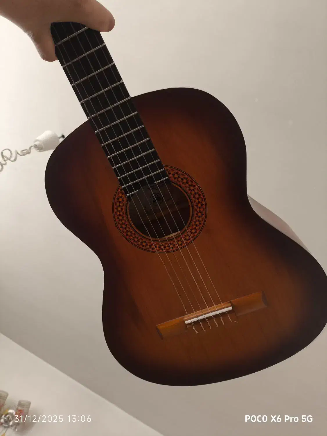 گیتار MV3 نیست در جهان|گیتار، بیس، امپلیفایر|مبارکه, |دیوار