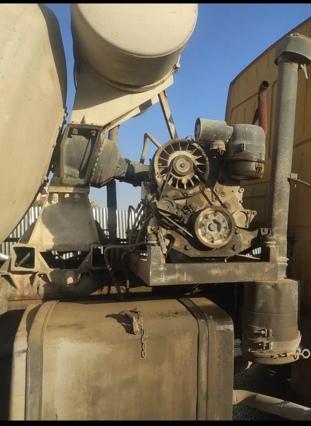 دیگ آهنگری میکسر با موتور دوایتس آلمانی|قطعات یدکی و لوازم جانبی|شیراز, انجیره|دیوار