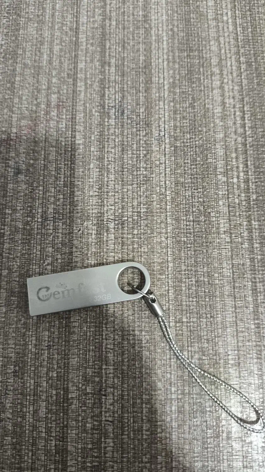 فلش مموری 32 گیگ|لوازم جانبی موبایل و تبلت|تربت جام, کشتارگاه|دیوار