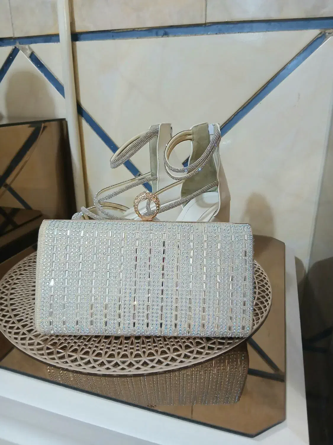 کیف و کفش|کیف، کفش، کمربند|پاکدشت, پاکدشت (مامازند)|دیوار