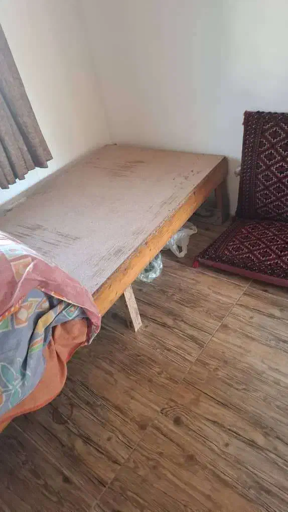 تخت یکنفره چوبی|تخت و سرویس خواب|نوشهر, |دیوار