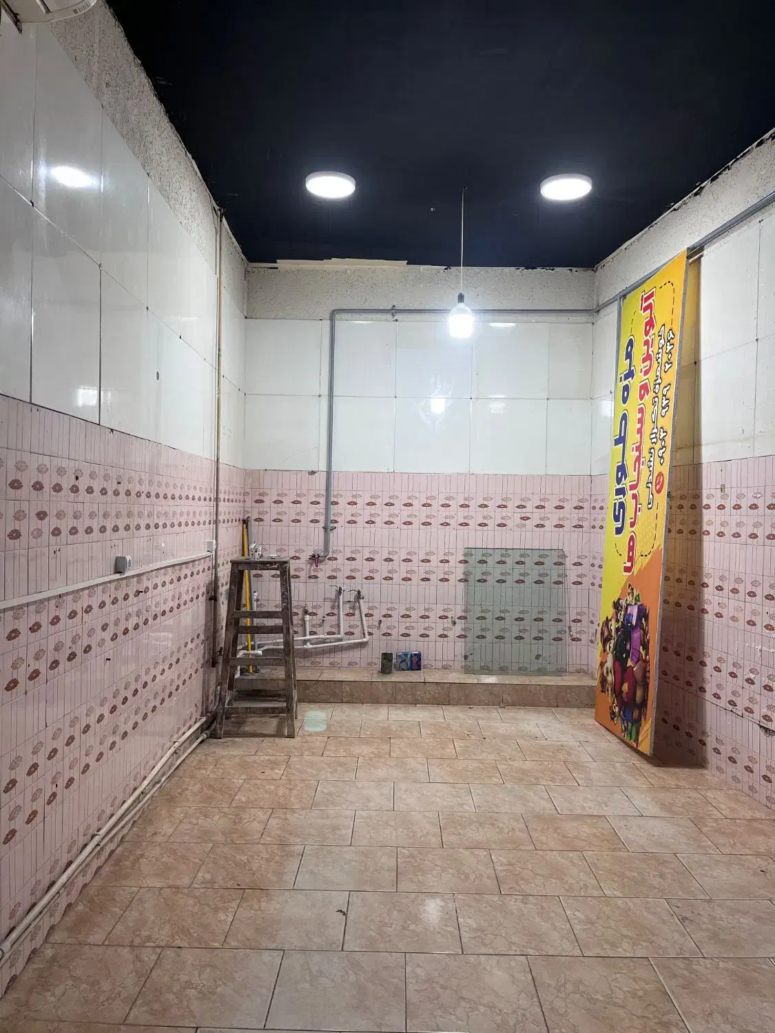 اجازه مغازه در کوچه بسیار پرتردد ماکان خیابان مدرس|اجارهٔ مغازه و غرفه|بابل, |دیوار