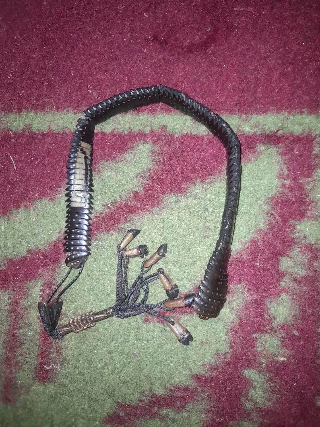 تسبیح دانه خرماه|جواهرات|شیروان (خراسان), |دیوار