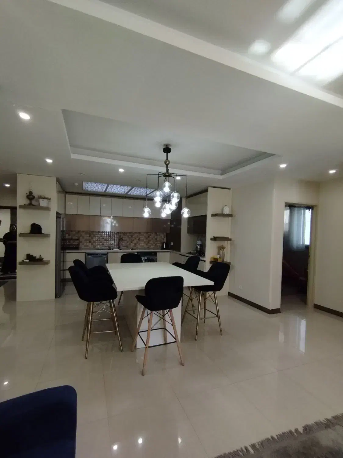 اجاره واحد 110 متری خوش نقشه شیک