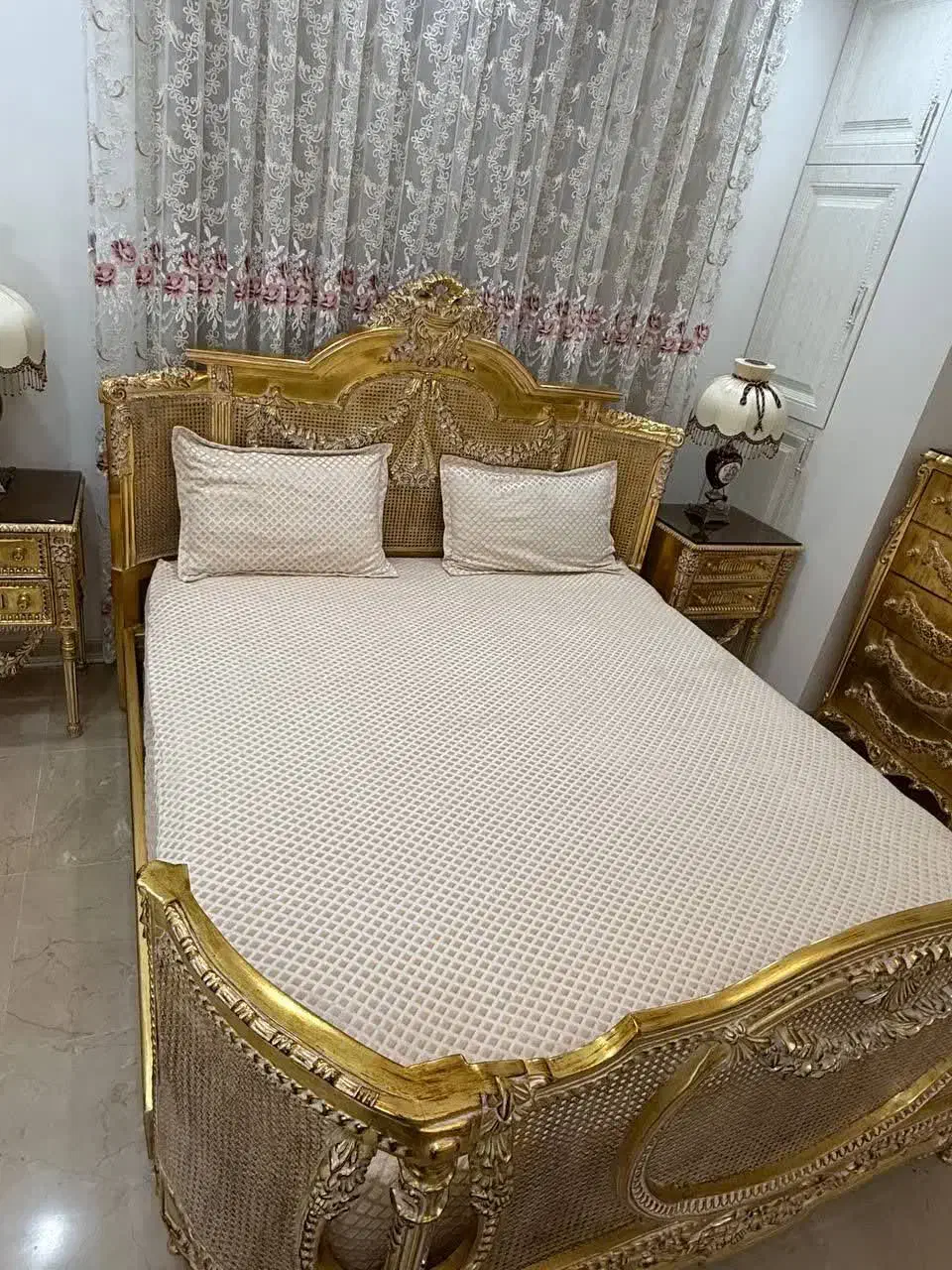 کاور تشک های زیبا از جنس مخمل|رختخواب، بالش، پتو|کرج, دهقان ویلا|دیوار