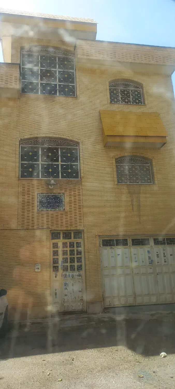 دو طبقه دو بر نبش خیابان ۳/۶ کدخدایی|فروش خانه و ویلا|شیراز, شاهجیان|دیوار