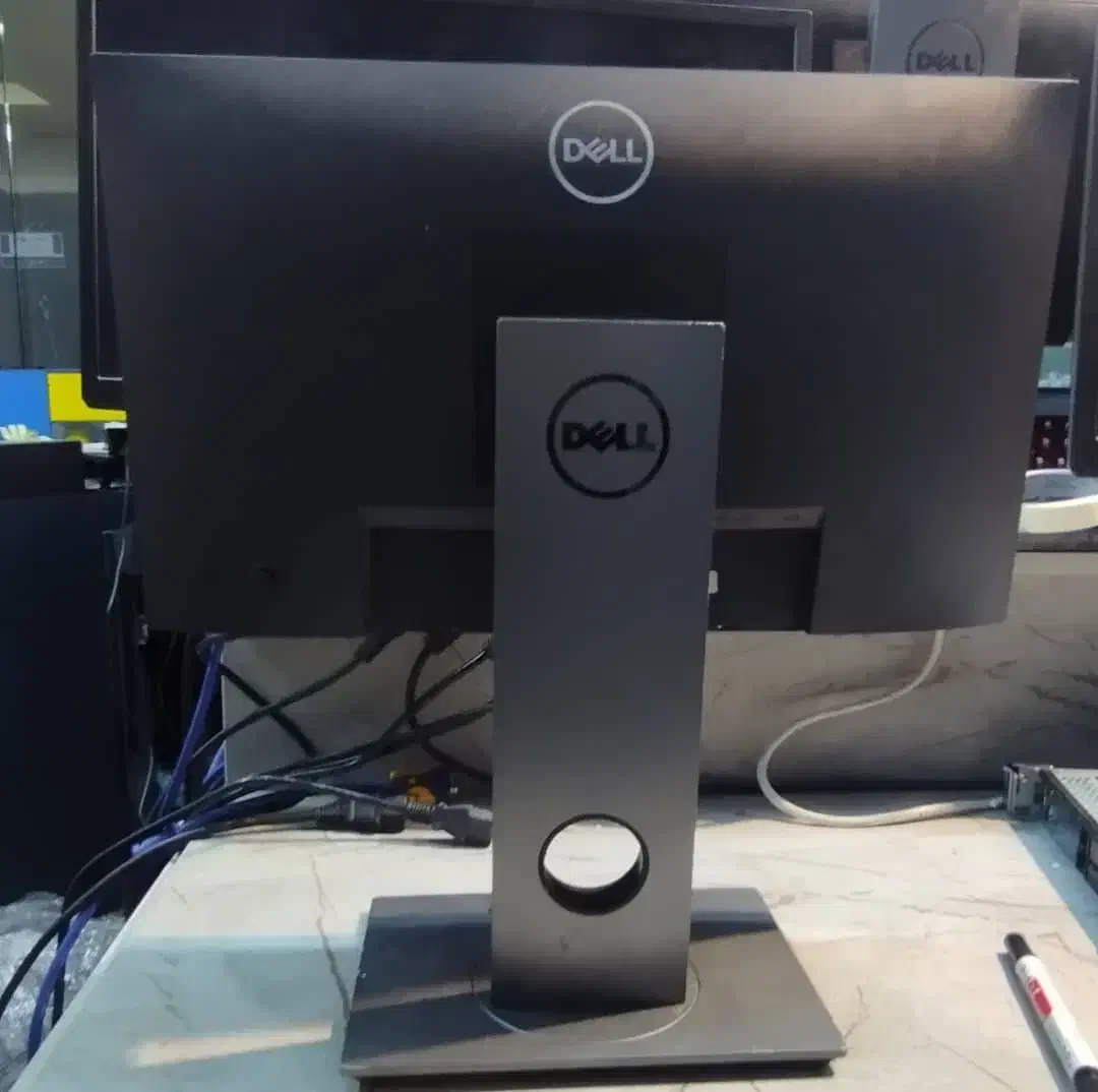 مانیتور ۲۲ اینچ استوک بدون فریم p2222h dell|قطعات و لوازم جانبی رایانه|تهران, میدان ولیعصر|دیوار