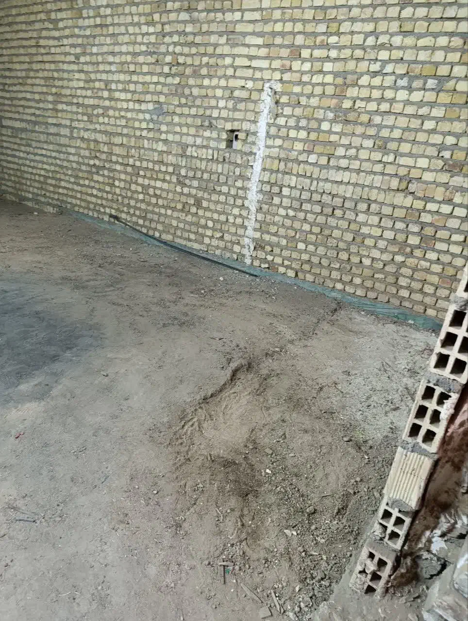 رهن و اجاره منزل نیمه کاره|اجارهٔ مغازه و غرفه|قم, شهرک فاطمیه|دیوار