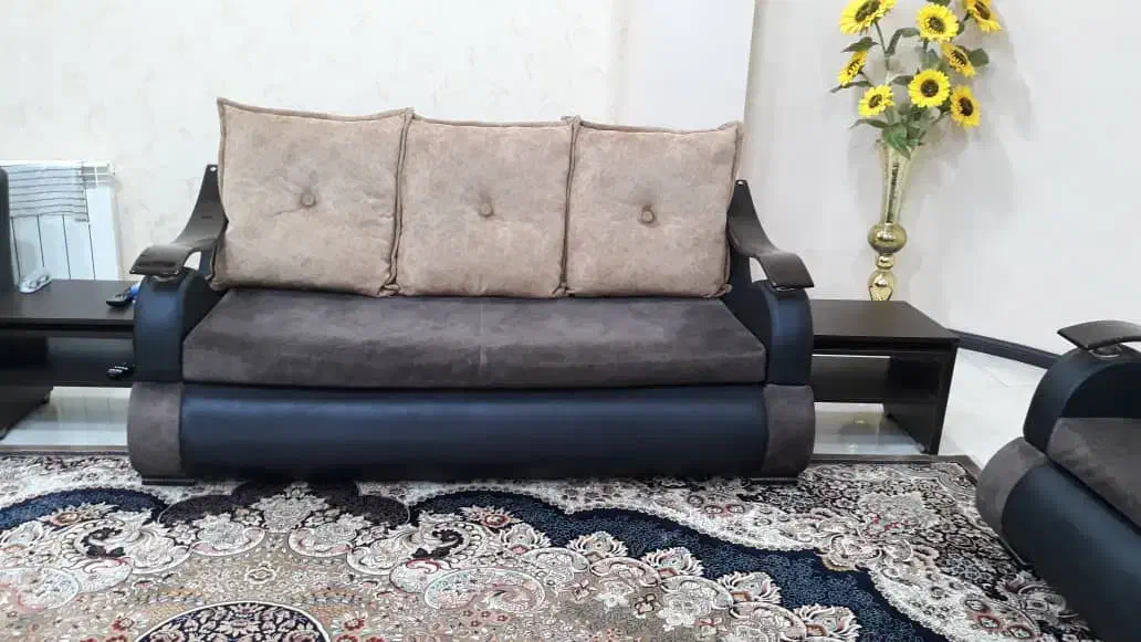 مبل راحتی نه نفره|مبلمان خانگی و میز عسلی|صومعهسرا, |دیوار