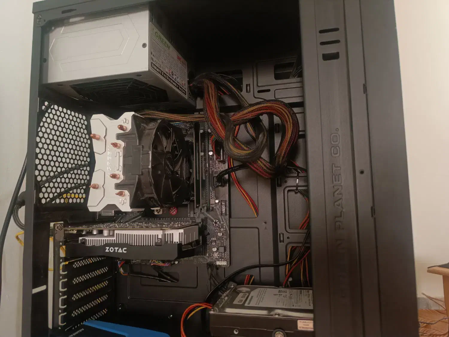 کامپیوتر|رایانه رومیزی|اراک, |دیوار