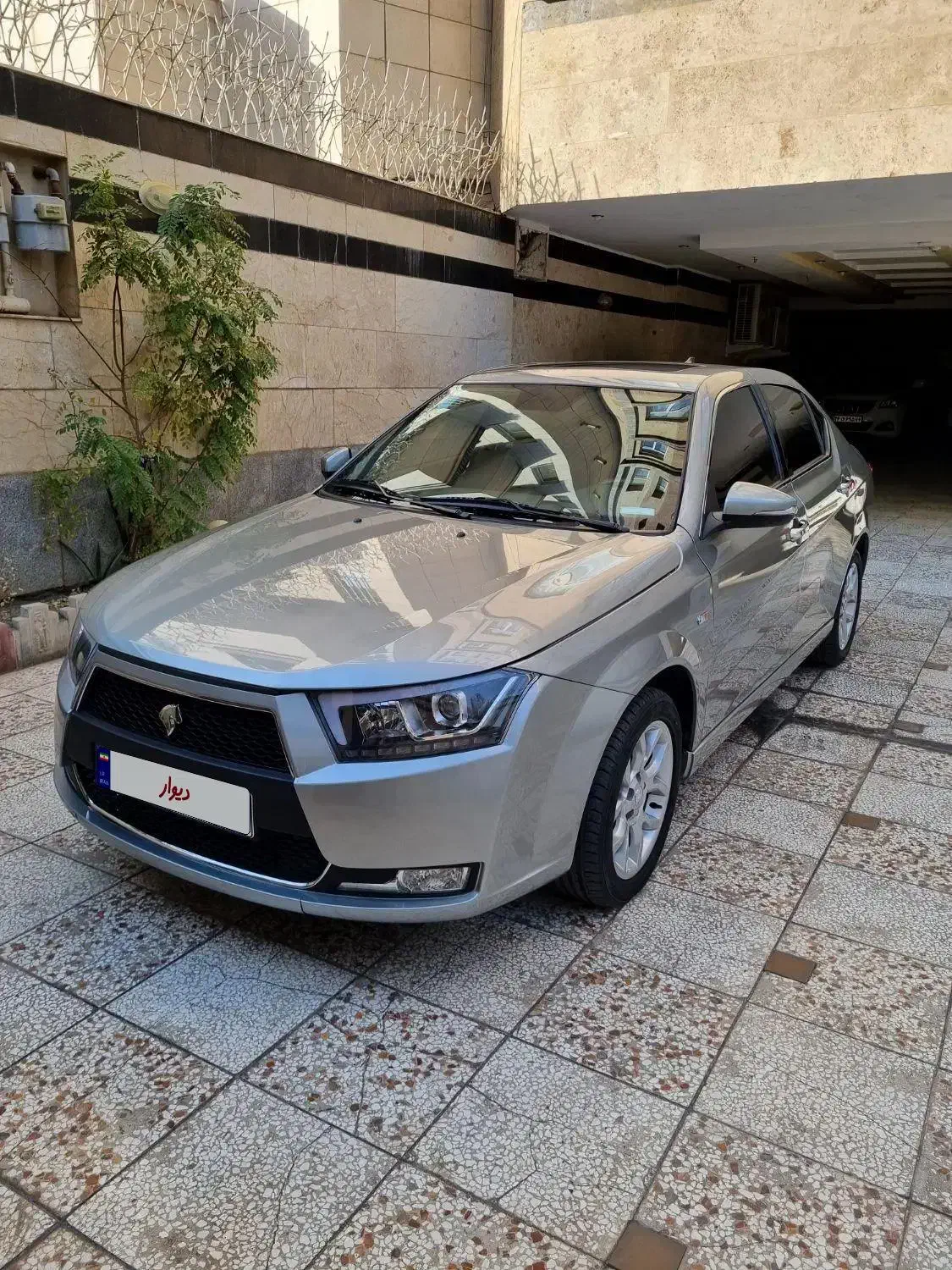 دنا پلاس اتومات (تیتانیوم)|خودرو سواری و وانت|مشهد, سید رضی|دیوار