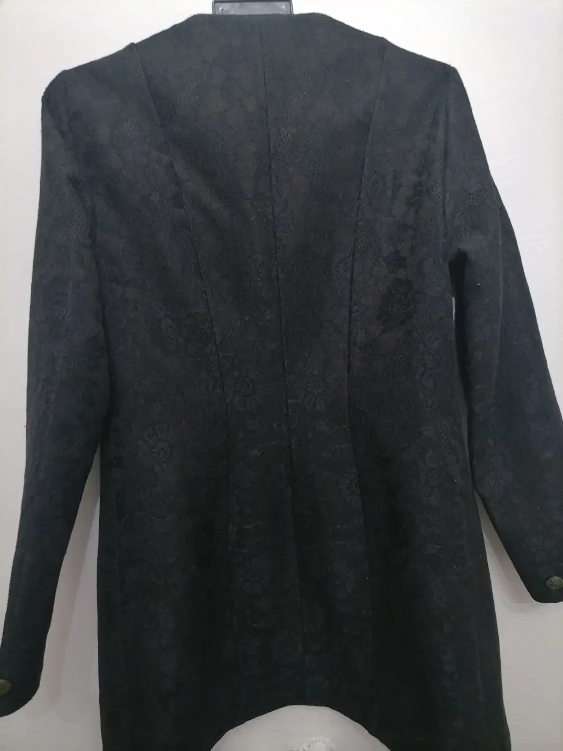 پالتو|لباس|شیراز, کاراندیش|دیوار