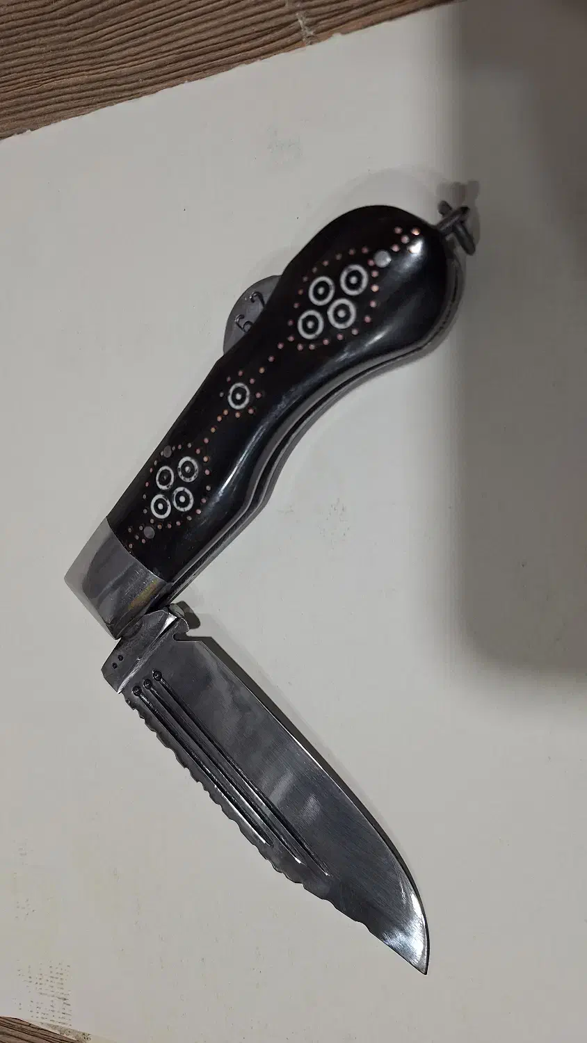 چاقوی بابا(محسن) بناب|کلکسیون اشیاء عتیقه|بناب, |دیوار