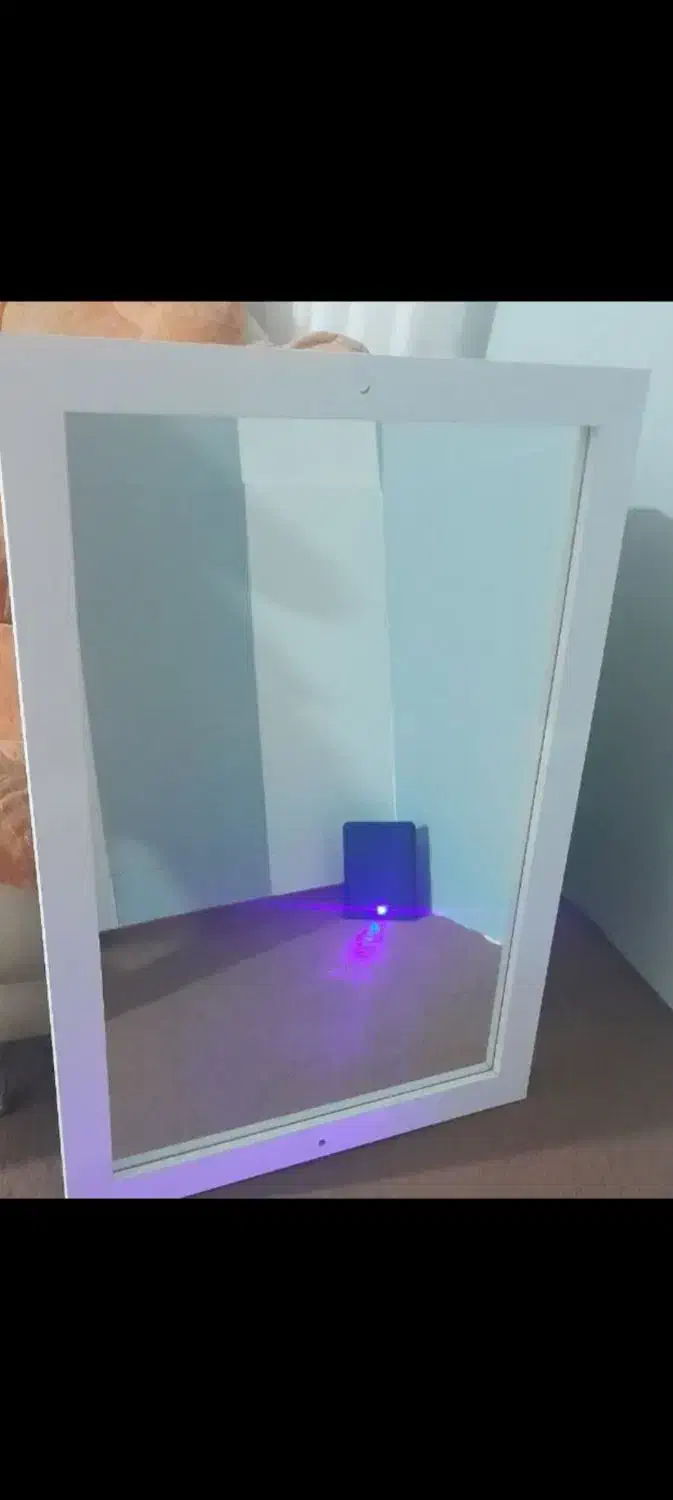 اینه|آینه|مشهد, رسالت|دیوار