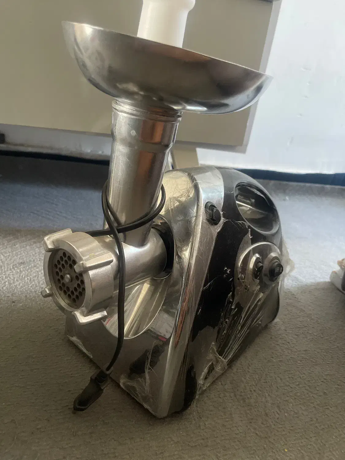 چرخ گوشت و پرتغال گیری در حد نو|آبمیوهگیر و آبمرکباتگیر|مشهد, کوی سیدی|دیوار