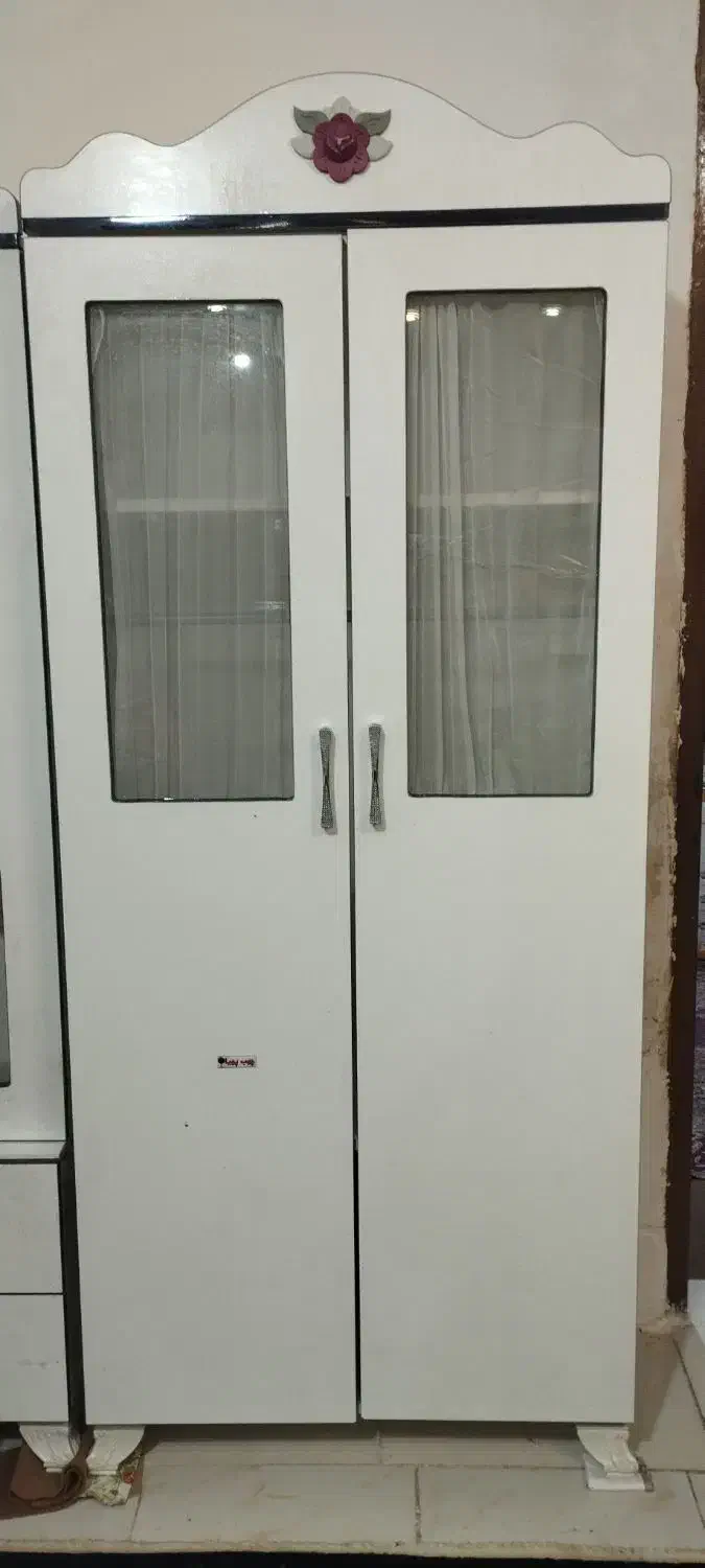 تخت و کمد نوجوان|تخت و سرویس خواب|مشهد, سرافرازان|دیوار