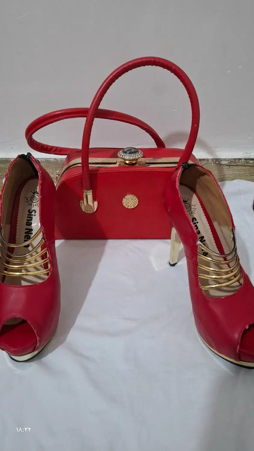 کیف وکفش مجلسی ست سایز 37،38|کیف، کفش، کمربند|نسیم‌شهر, |دیوار