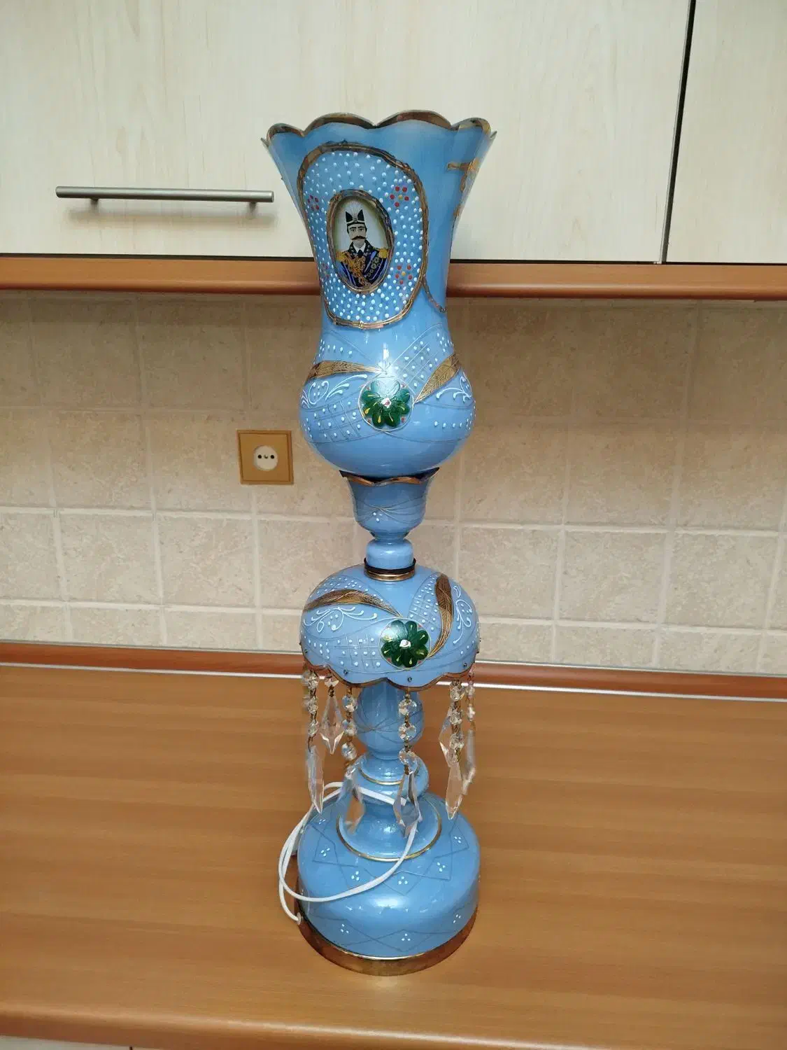 لاله چراغ|چراغ خواب و آباژور|خسروشاه, |دیوار