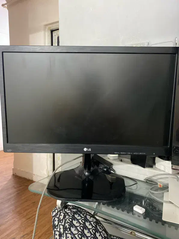 فروش مانیتور LG LED 19 inch|قطعات و لوازم جانبی رایانه|بندر ماهشهر, |دیوار