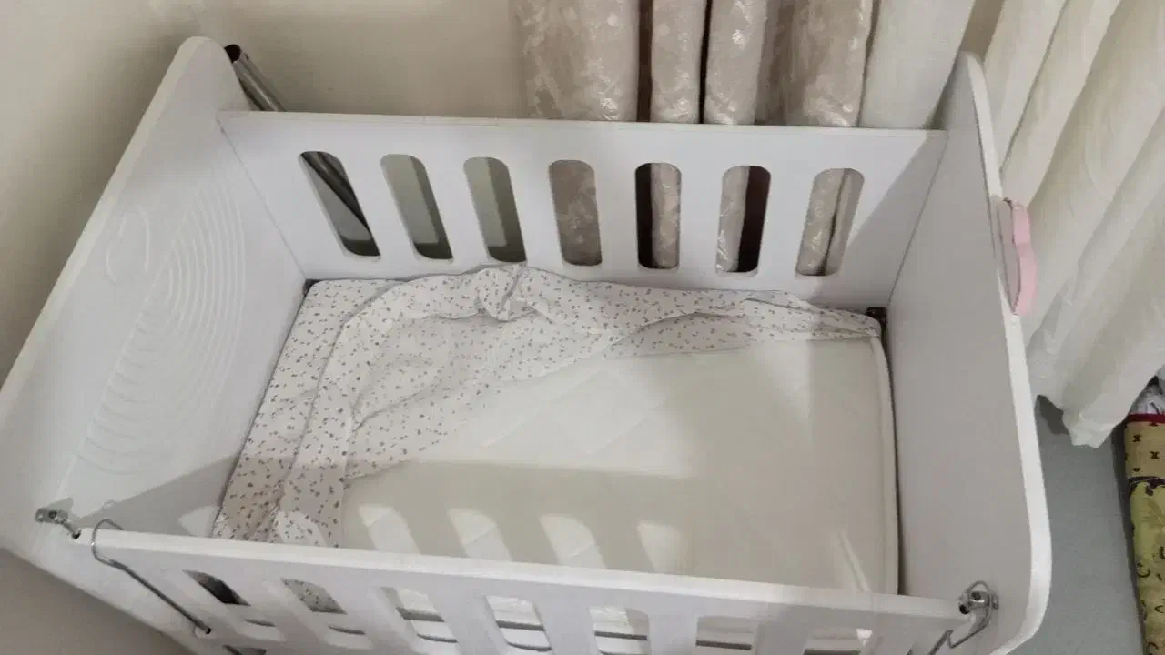 تخت|اسباب و اثاث بچه|بهارستان, |دیوار