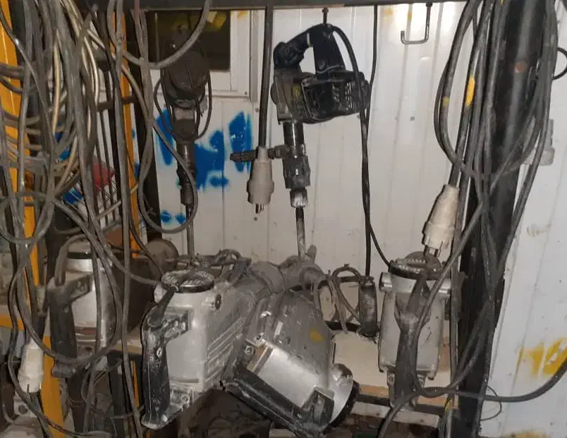 تخریب و کنده کاری دریل سبک و سنگین|خدمات پیشه و مهارت|اندیمشک, |دیوار