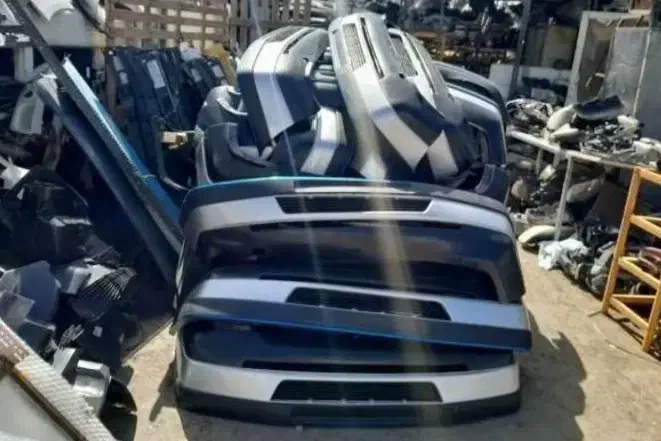 سپر و چراغ استوک اصلی  و فابریک با بهترین قیمت|قطعات یدکی و لوازم جانبی|سنندج, |دیوار