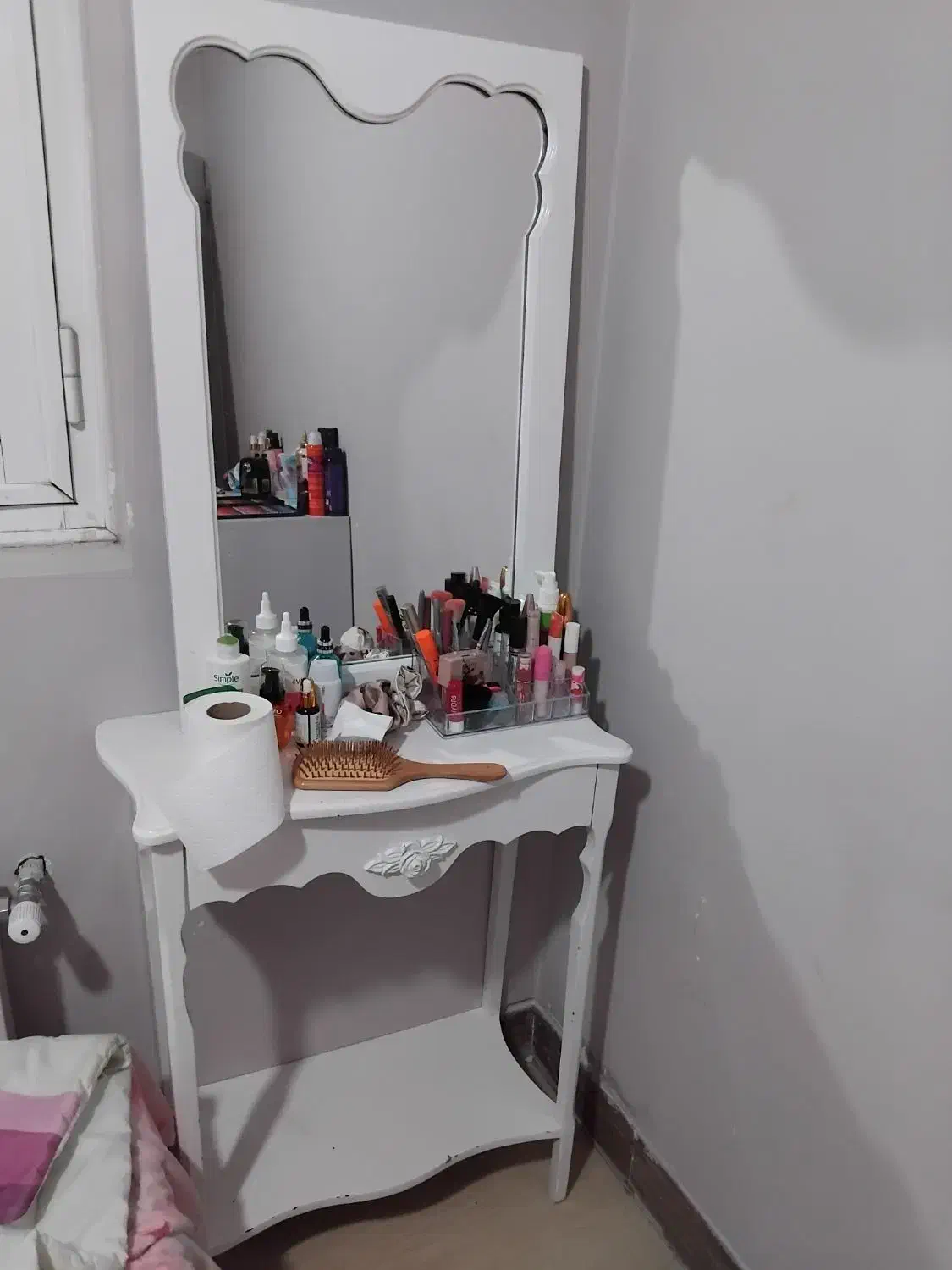 میز آرایش|تخت و سرویس خواب|همدان, |دیوار