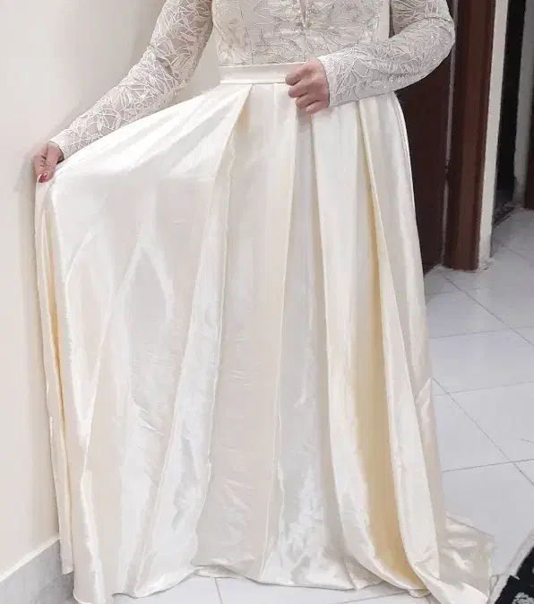 لباس مجلسی|لباس|قرچک, مهدیه|دیوار