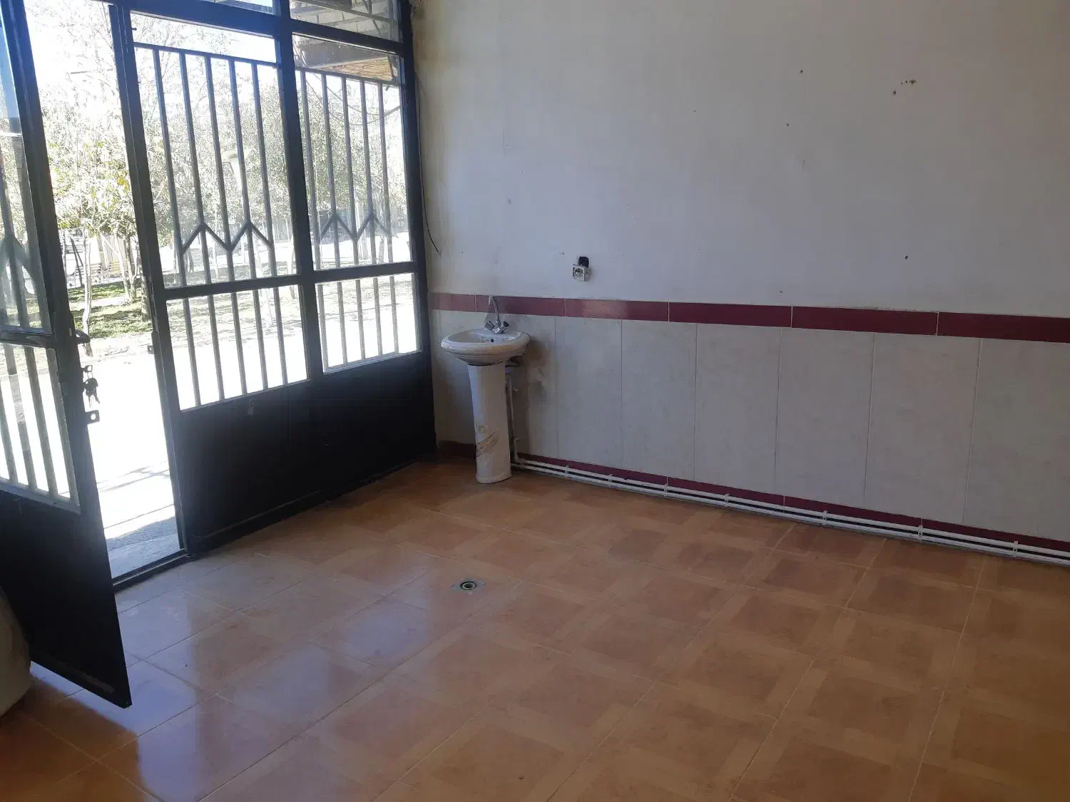 مغازه|اجارهٔ مغازه و غرفه|سنقر, |دیوار