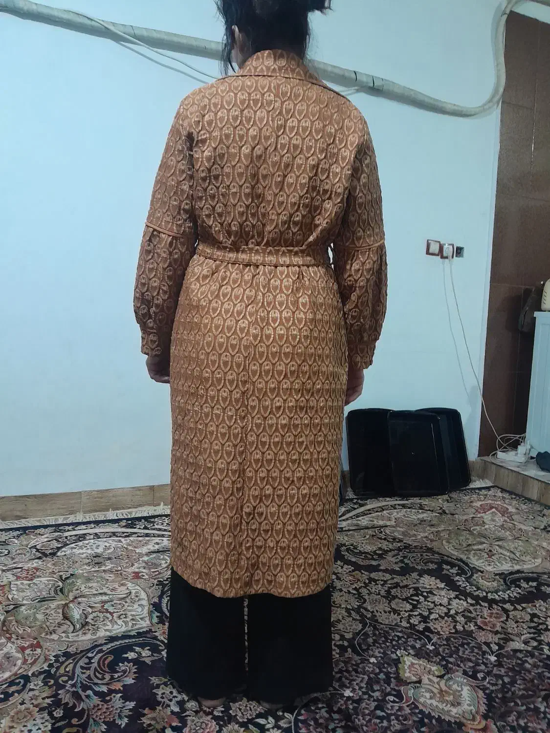 مانتو|لباس|پاکدشت, پاکدشت (مامازند)|دیوار