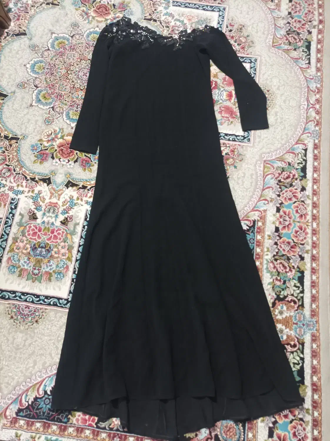 لباس مجلسی|لباس|اردبیل, |دیوار