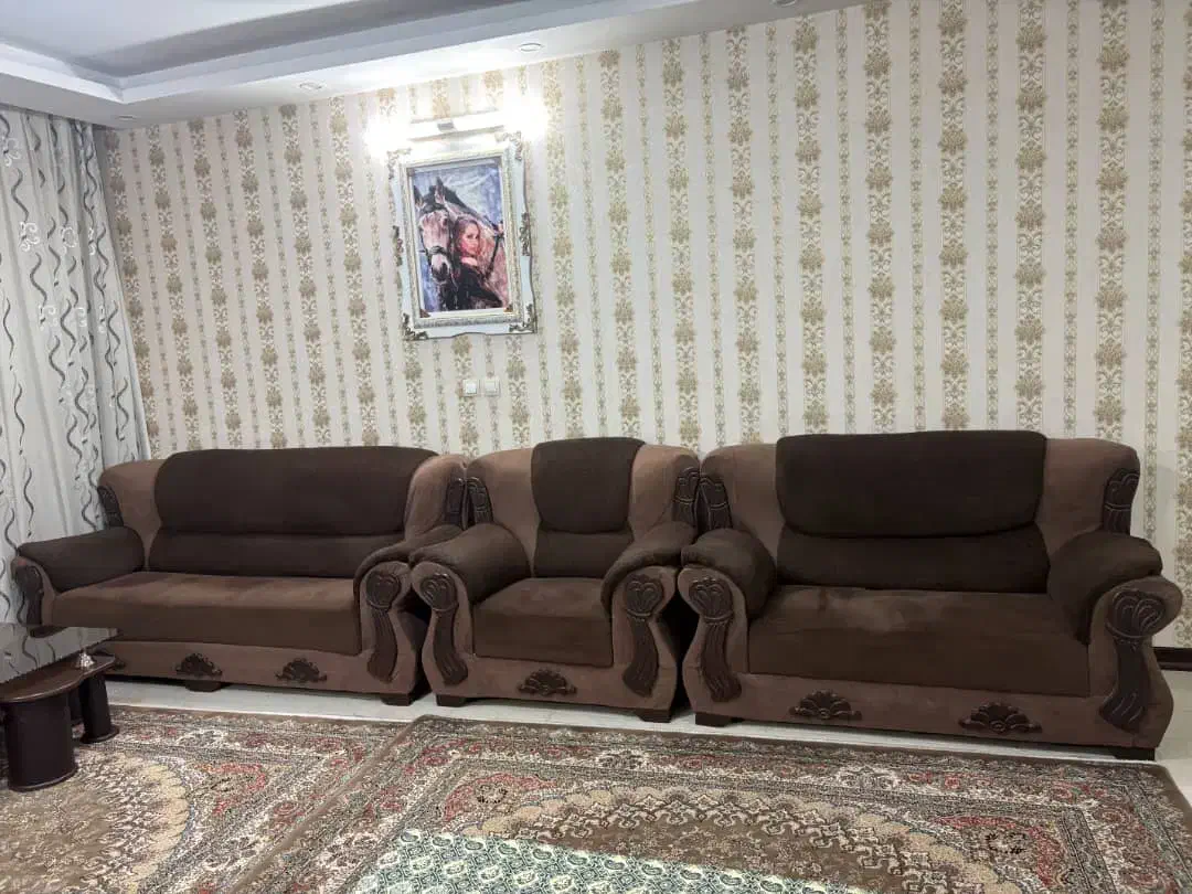 مبل ‌‌۷ نفره|مبلمان خانگی و میز عسلی|فولادشهر, C5|دیوار