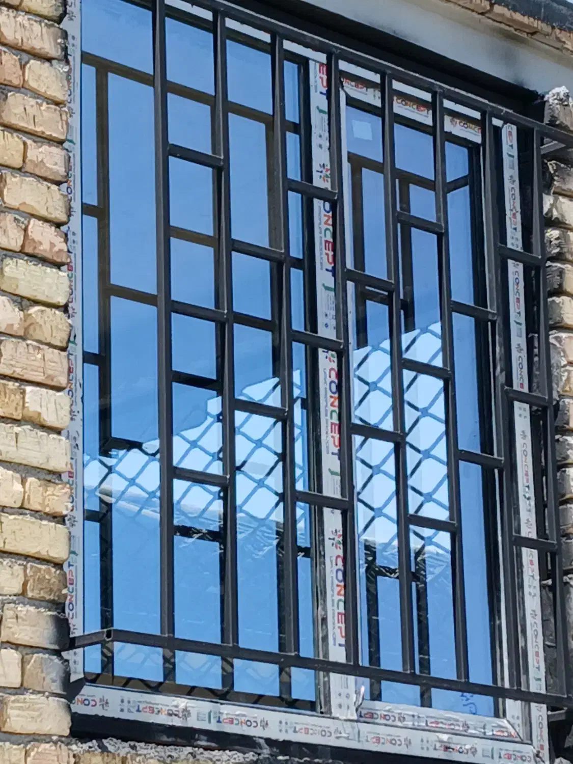 درب و پنجره و توری کشویی محمدزاده|مصالح و تجهیزات ساختمان|ارومیه, |دیوار