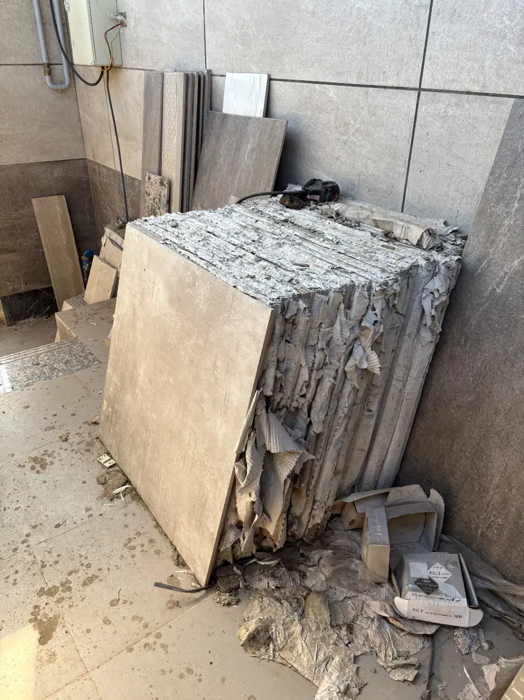 سرامیک درجه ۱ به قیمت درجه ۴|مصالح و تجهیزات ساختمان|رودسر, |دیوار