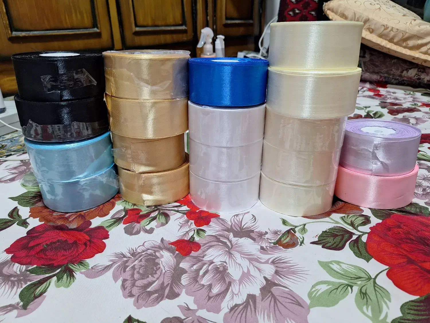 ربان ۴ سانت ساتن (۳۶یاردی)|لوازم خیاطی و بافتنی|بیرجند, |دیوار