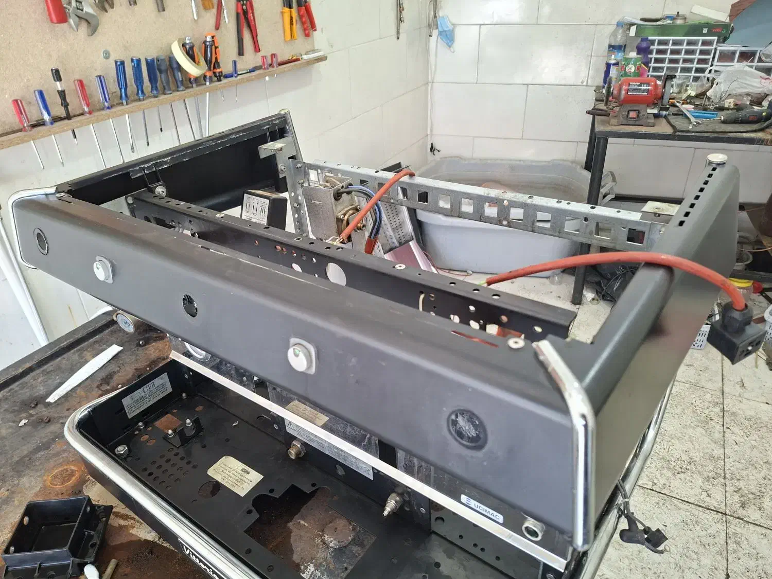 تعمیر اسپرسوساز (قهوه ساز) خانگی و صنعتی|خدمات پیشه و مهارت|ایذه, |دیوار