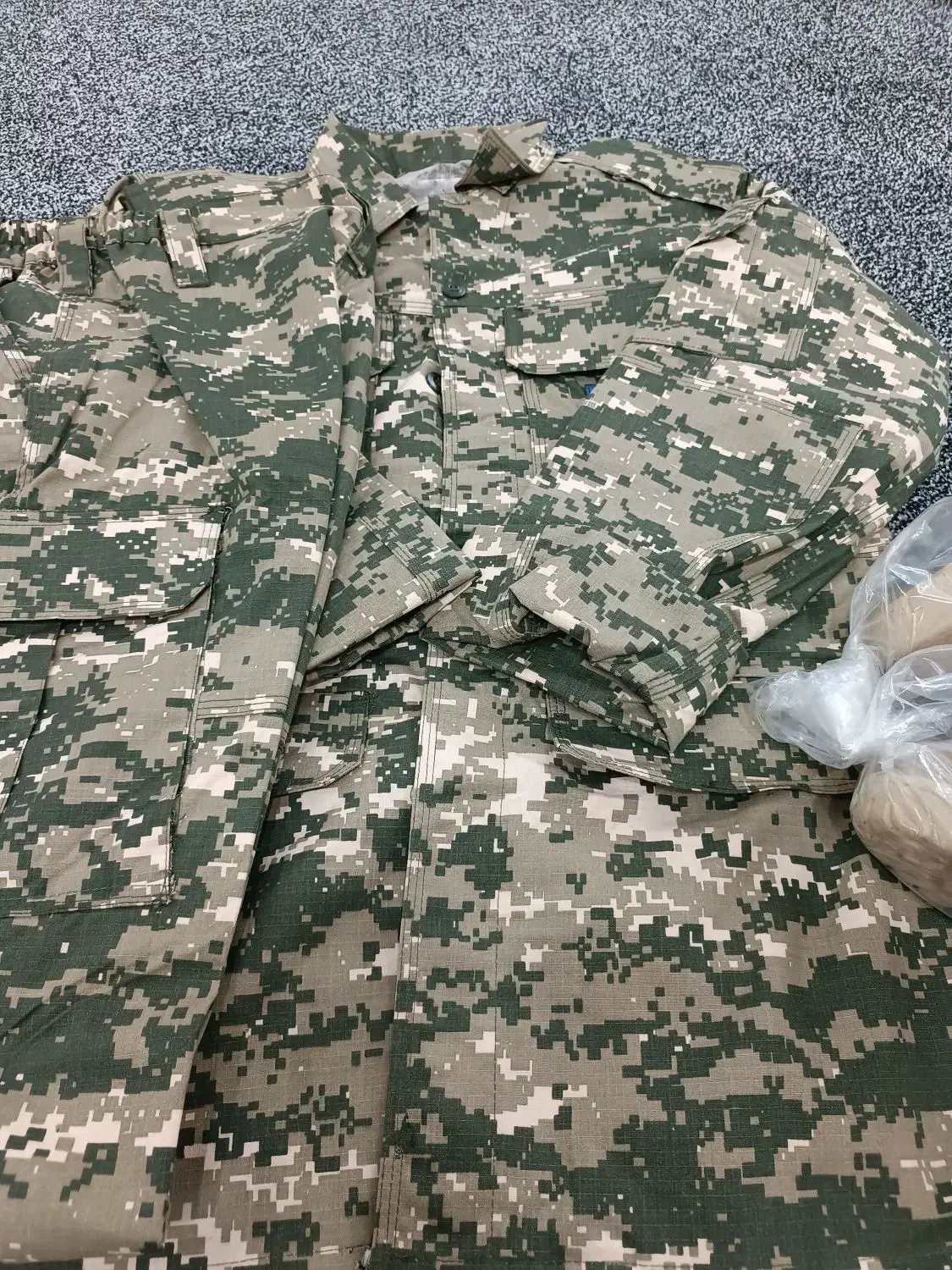 حراج لباس تاکتیکال/جنس ضخیم|لباس|یزد, |دیوار