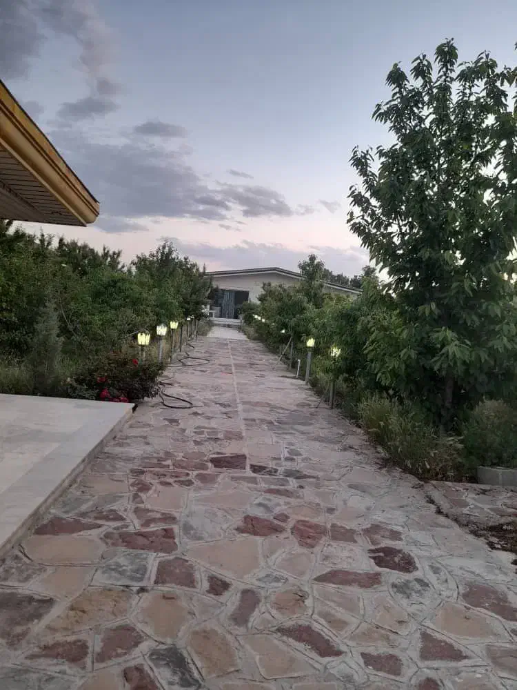 فروش/معاوضه۹۰۰مترباغ با۲۰۰مترویلادر ابتدای سهیلیه|فروش خانه و ویلا|هشتگرد, شهرک سهیلیه|دیوار